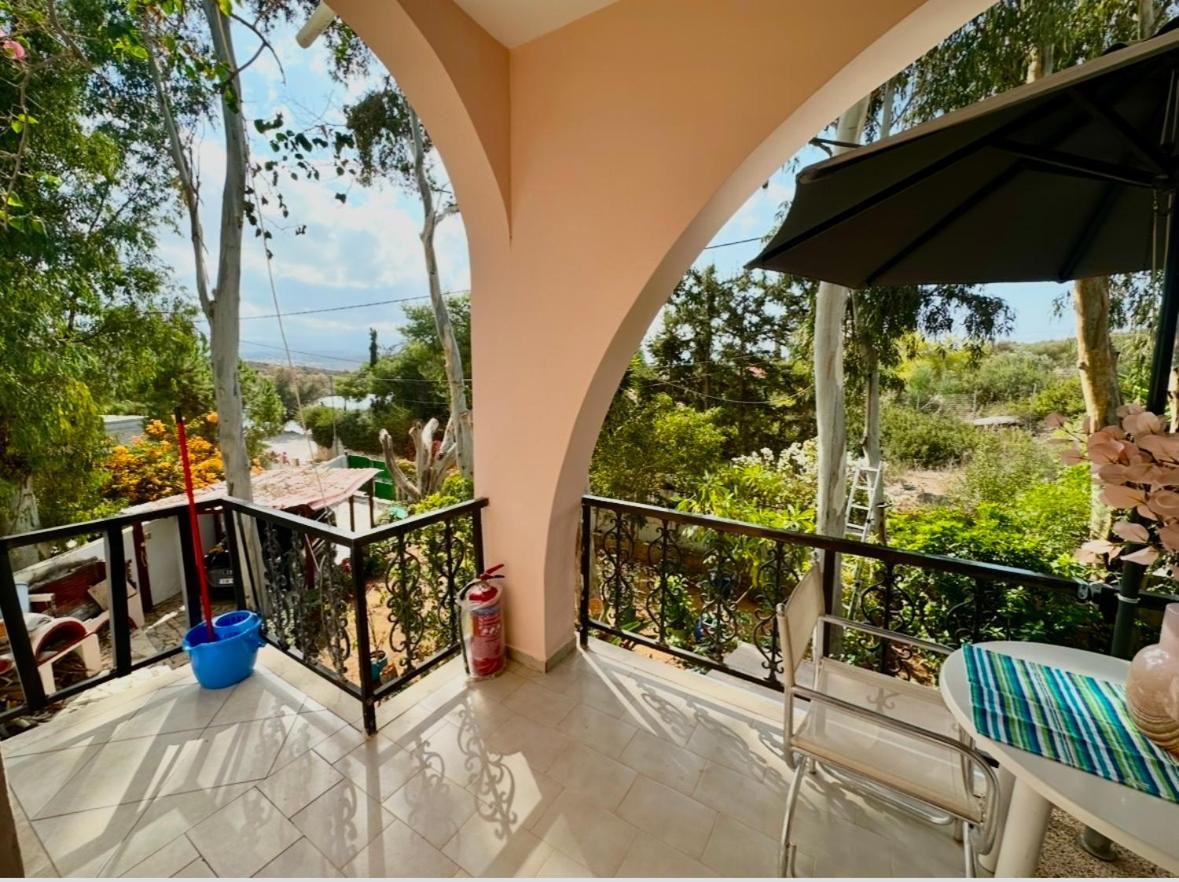 Tersanas Beach Apartments Chorafakia Exterior photo