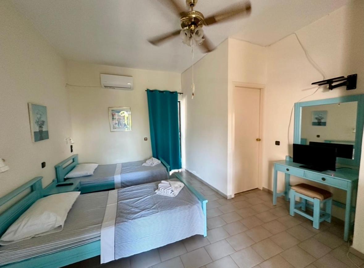 Tersanas Beach Apartments Chorafakia Exterior photo